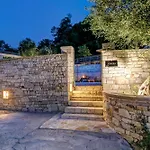 Aurora Paxos 别墅 *