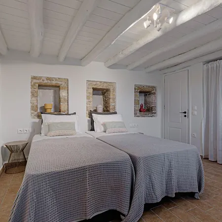 Aurora Paxos Villa *