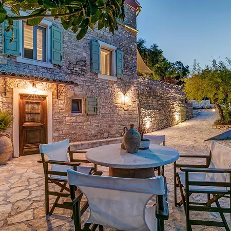Villa Aurora Paxos *