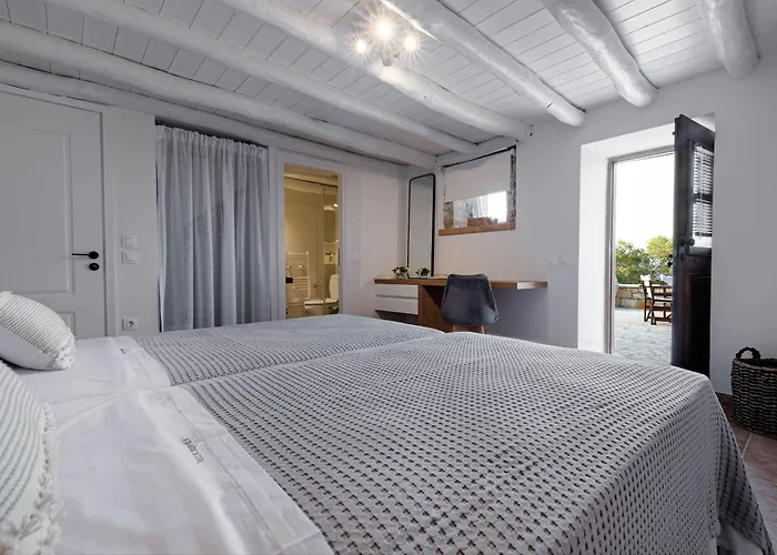 Vila Aurora Paxos Anemogiannatika
