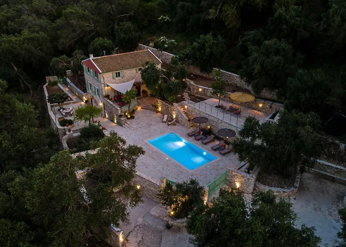 Aurora Paxos Vila