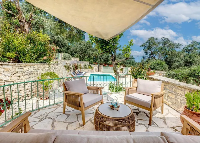 Aurora Paxos Vila